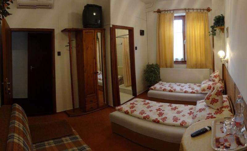 Bai Panzio 3* Budapest